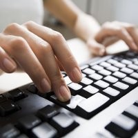 Hiii... Mouse & Keyboard Lebih Berkuman dari Toilet 