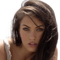 Para Selebriti Dunia Ini Benci Internet