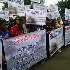 Arak Gelar Aksi di Gedung Sate Desak Pengusutan Kasus Bank BJB