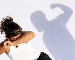 Dokter yang Lakukan KDRT Divonis 8 Bulan Percobaan