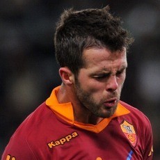 Pjanic Menepi Empat Pekan
