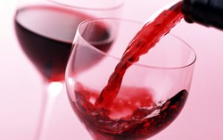 Dua Gelas Wine Sehari Perpanjang Umur Pasien Jantung