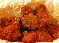 Sengatan Dahsyat Asam Pedas Buffalo Wings a la Amerika