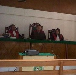 Teleconference Via Skype Dilatarbelakangi Kasus Pemerkosaan Sadis