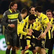 Dortmund Bermain Fantastis