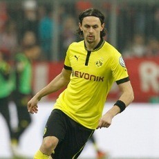 Subotic: Mungkin Ini Tahunnya Dortmund