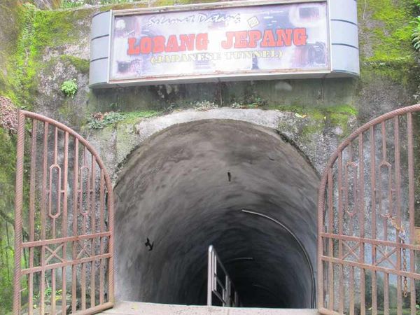 Jejak Pasukan Jepang yang Tertinggal di Bukittinggi