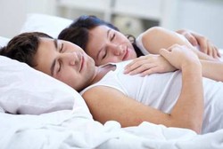Macam-macam Posisi Tidur Berpasangan dan Artinya, Mana yang Anda Suka?