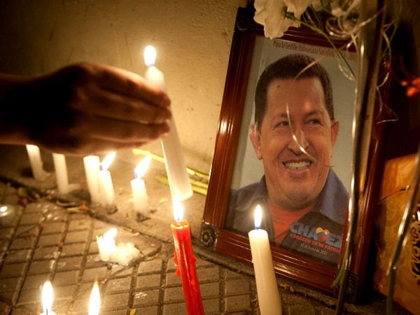 Hugo Chavez Meninggal Dunia