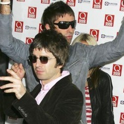 10 Musisi Dunia yang Kerap Berantem