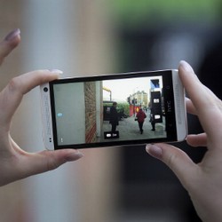 UltraPixel HTC One Sambangi Ponsel Kelas Menengah?