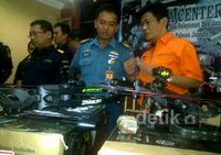 Airsoft Gun & Blackberry Bekas Ilegal Diamankan