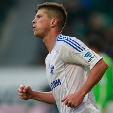 Huntelaar Ingin Lebih Lama atau Pensiun di Schalke