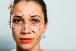 Bukan dari Ember, Inilah Bahan untuk Operasi Plastik