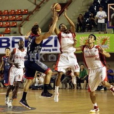 Warriors Kalahkan Slammers