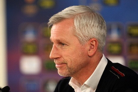 Pardew: Newcastle Bisa Menangi Liga Europa