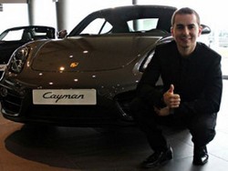Lorenzo Kepincut Porsche 911