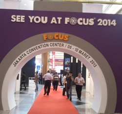 Focus 2013: Ajang Berburu Ilmu, Diskon & Pesta Komunitas Fotografi