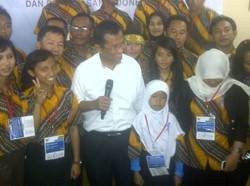 Dahlan Iskan Dihujani Curhatan Guru & Siswa Daerah Terpencil