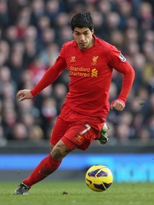 Gaya Main Suarez Mirip Messi