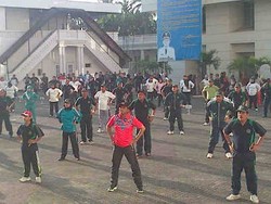 Hari Pertama Pasca Pilgub, Gatot Senam Bareng PNS Pemprov Sumut