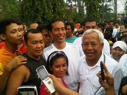 Jawab Sindiran PKS Soal Pilgub Jabar & Sumut, Jokowi: Saya Bukan Dongkrak