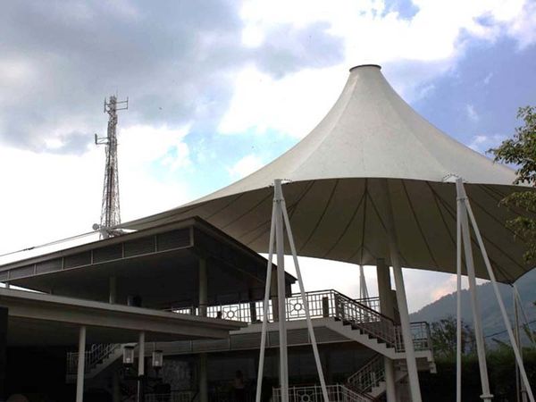 Inilah Masjid Unik Selain Attaawun di Puncak