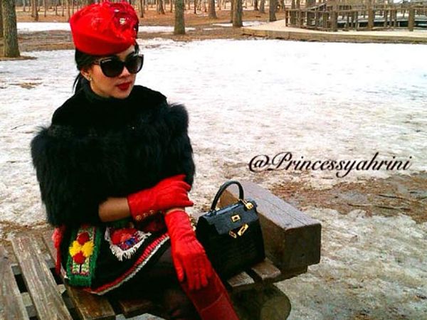 Asyiknya Syahrini Jalan-jalan ke Korea