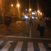 Polisi Akhirnya Bubarkan Aksi Sweeping Aremania di Dekat Mapolda Jatim