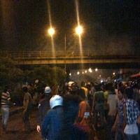 Kisah Kepanikan Warga Saat Polisi Halau Bonek dengan Gas Air Mata