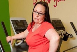 Wanita yang Alergi Olahraga, Berkeringat Sedikit Wajah Langsung Bengkak