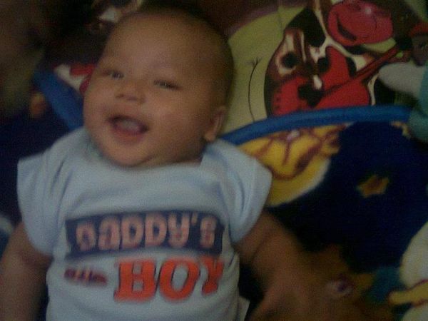 Afnan Brillyan Putra, 9 Bulan, Lelaki