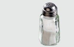 Konsumsi Garam Berlebih Ganggu Sistem Kekebalan Tubuh