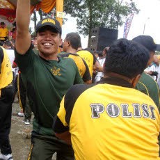 TNI-Polri Akur, Asyik Olahraga dan Joget Bareng