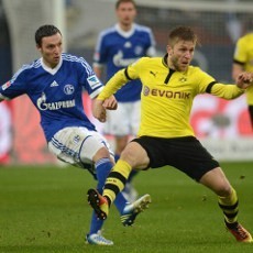 Dortmund Takluk di Kandang Schalke