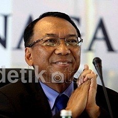 Jero Wacik: Tak Ada Istilah Nendang & Gusur dalam Rotasi PD