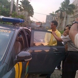 Hercules Diduga Peras Dua Pengusaha Ratusan Juta Rupiah