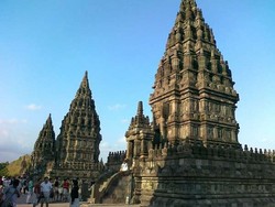 Terkagum Kemegahan Candi Hindu Terbesar di Indonesia