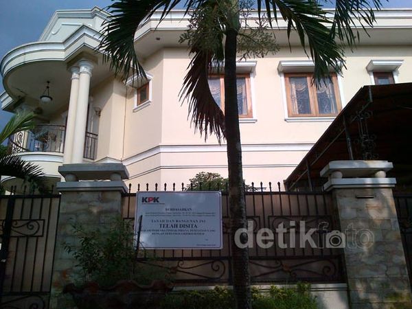 1 Lagi Rumah Irjen Djoko Disita KPK 1 Lagi Rumah Irjen Djoko Disita KPK
