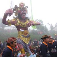 Sambut Hari Raya Nyepi, Umat Hindu Tengger Bakar 42 Ogoh ogoh