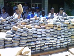 Polisi Geruduk Gudang di Cianjur, 1 Ton Ganja Senilai Rp 3 M Disita