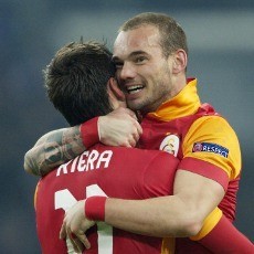 Sneijder & Galatasaray Langsung Tunggu Lawan Berikutnya