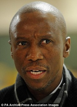 Berkeliaran dalam Keadaan Bugil, Diplomat Afrika Ditarik dari China