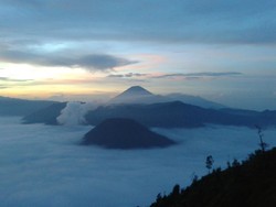 Negeri diatas awan