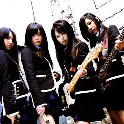 Fasih Berbahasa Indonesia, Scandal Bikin Heboh di Konser Perdananya