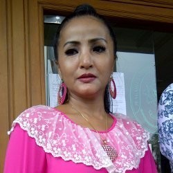 Anak Machica Mimpi Naik Gunung Bersama Moerdiono