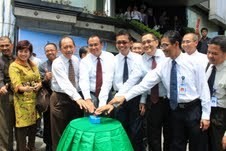 Incar Nasabah Baru, Bank Syariah Bukopin Tawarkan Hadiah Toyota Fortuner