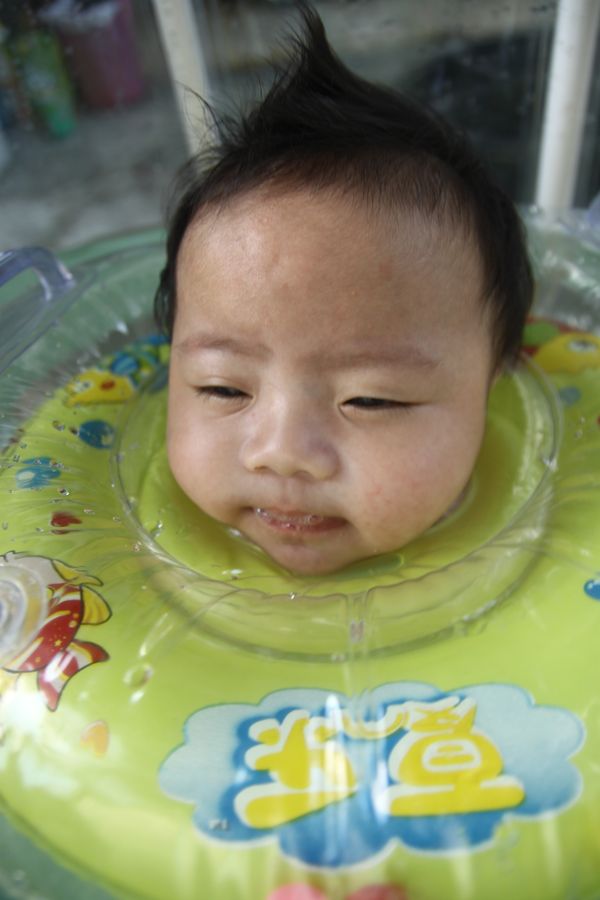 Reinhart Thevandra, 1 Tahun, Lelaki