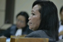 Dituntut 15 Tahun Penjara Terkait Suap, Hakim Kartini Lemas