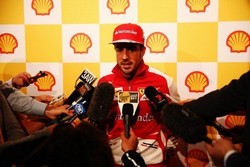 Alonso Sebut Lima Tim Top Akan Bersaing Ketat